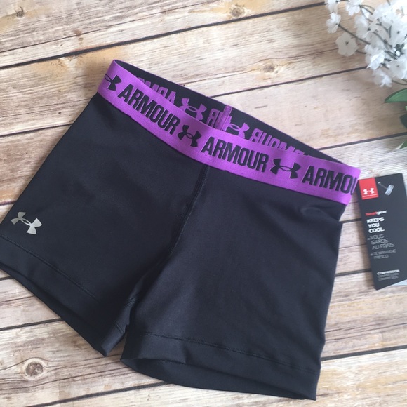 Under Armour Pants - NWT Women’s Under Armour Compression  Shorts